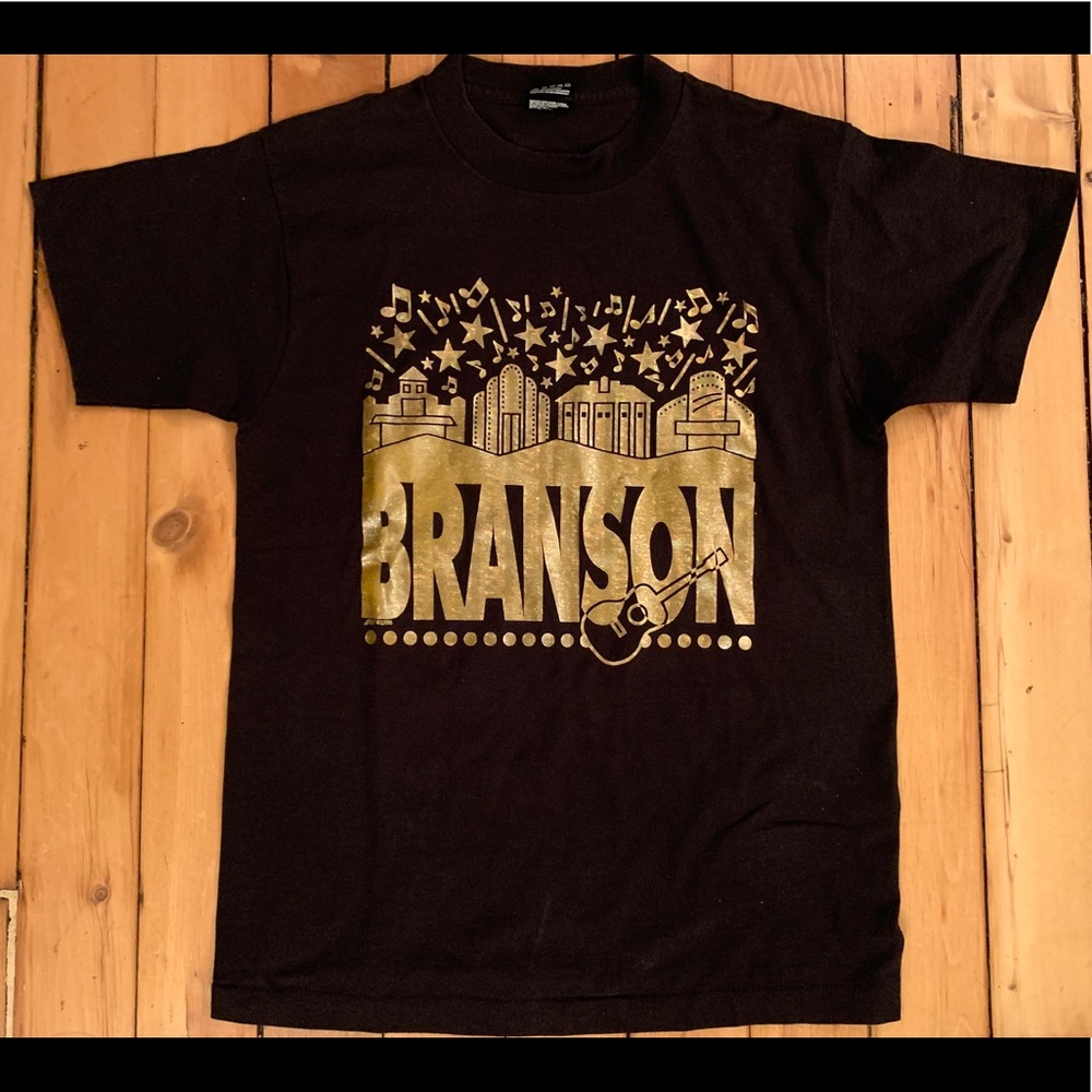 Sz M Vintage single stitch Branson Missouri tee